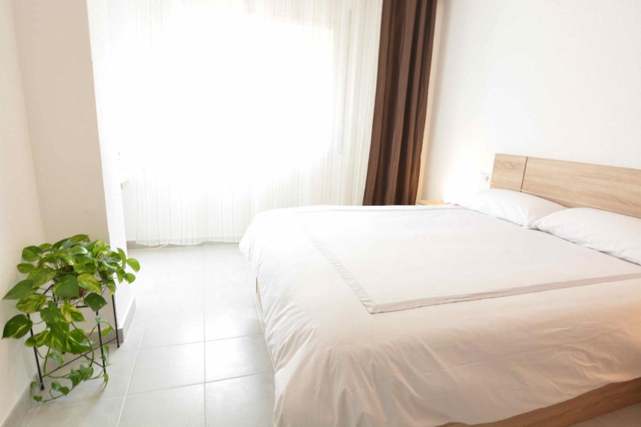 Reus Bedrooms 2 Habitaciones Con Bano Privado, Sin Cocina Exterior foto